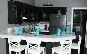 Plush Spacious 1 Bedroom Apt Williamsburg